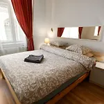 Habitación en casa particular Old Town And Parking Assistance