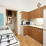 Habitación en casa particular Old Town And Parking Assistance *